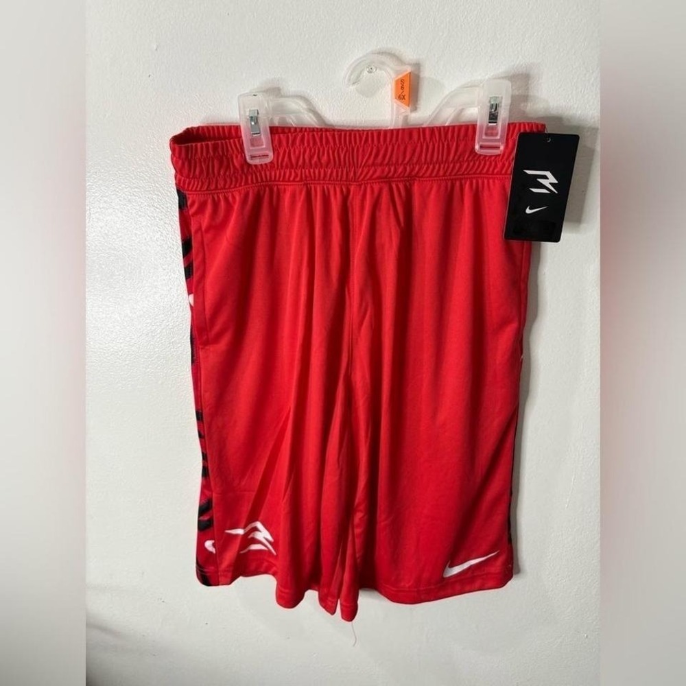 Nike Dri-FIT Trophy Big Kids' (Boys') Training Shorts size xl